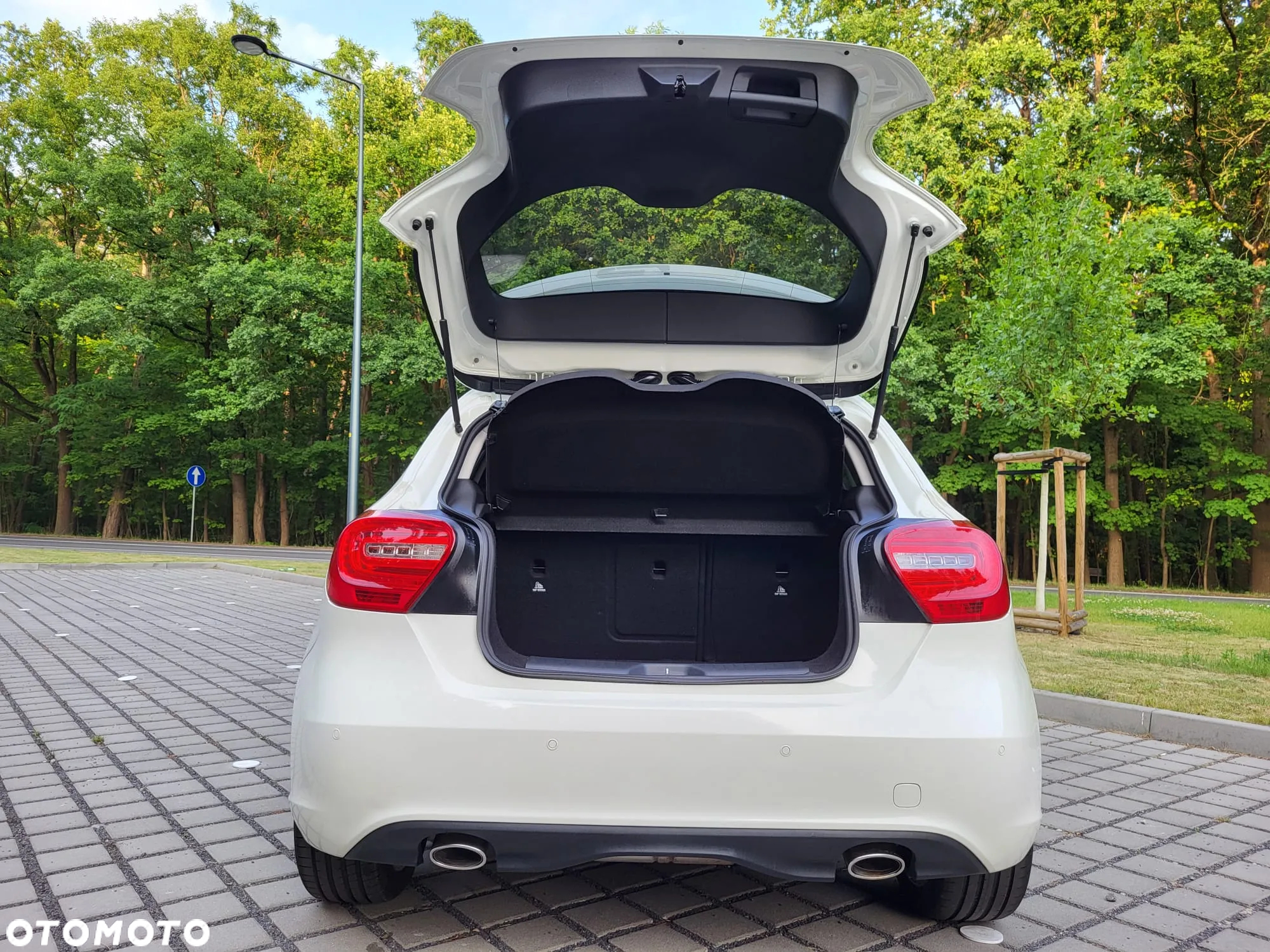 Mercedes-Benz Klasa A 180 CDI (BlueEFFICIENCY) - 10