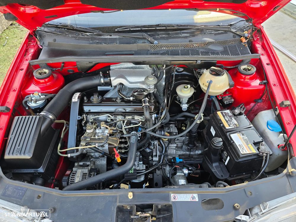 VW Golf 1.9 D CL - 1