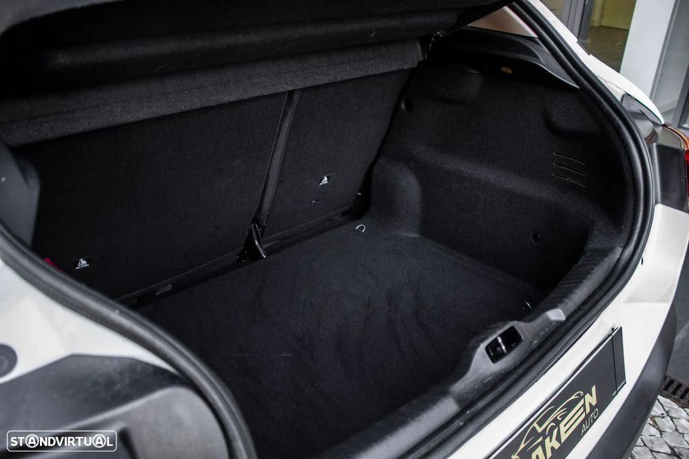 Citroën C4 Cactus 1.2 PureTech Feel Business - 28