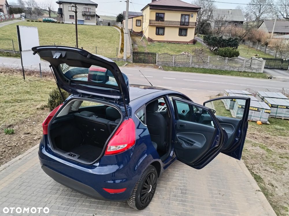 Ford Fiesta - 9