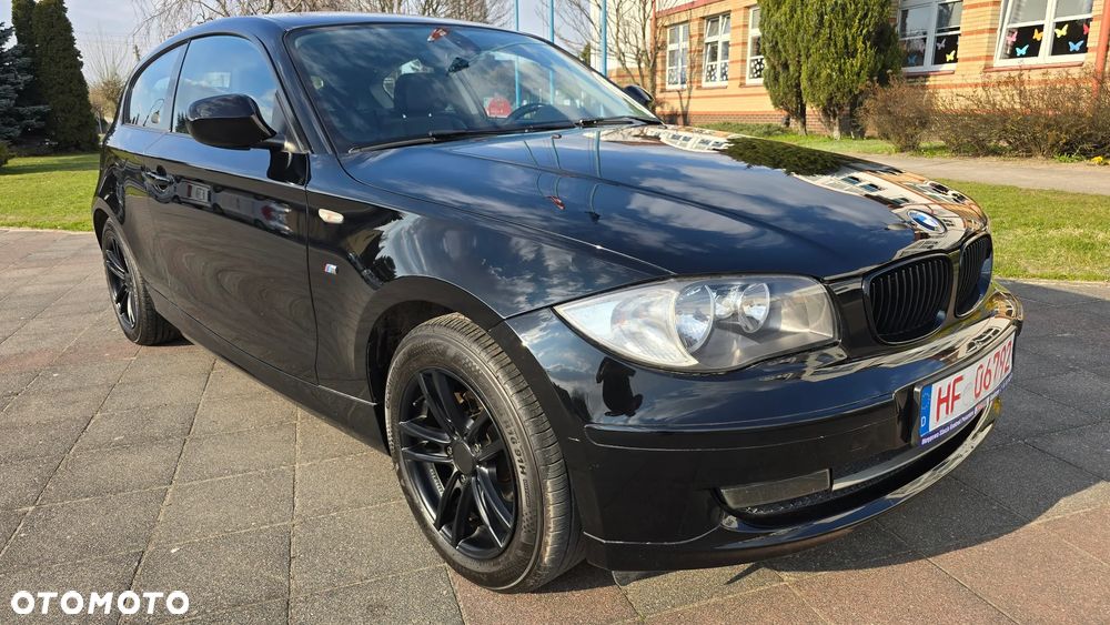 BMW Seria 1 116i Edition Sport - 9