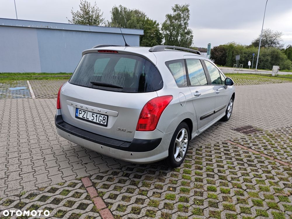 Peugeot 308 - 4