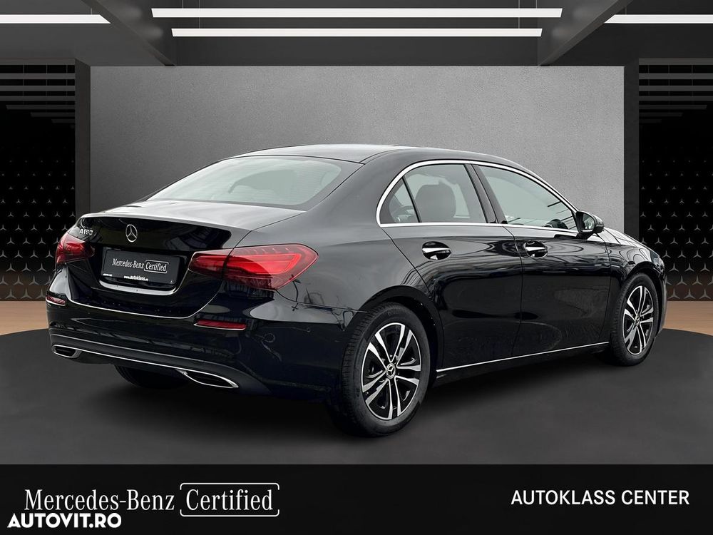 Mercedes-Benz A 180 Sedan 7G-DCT - 7