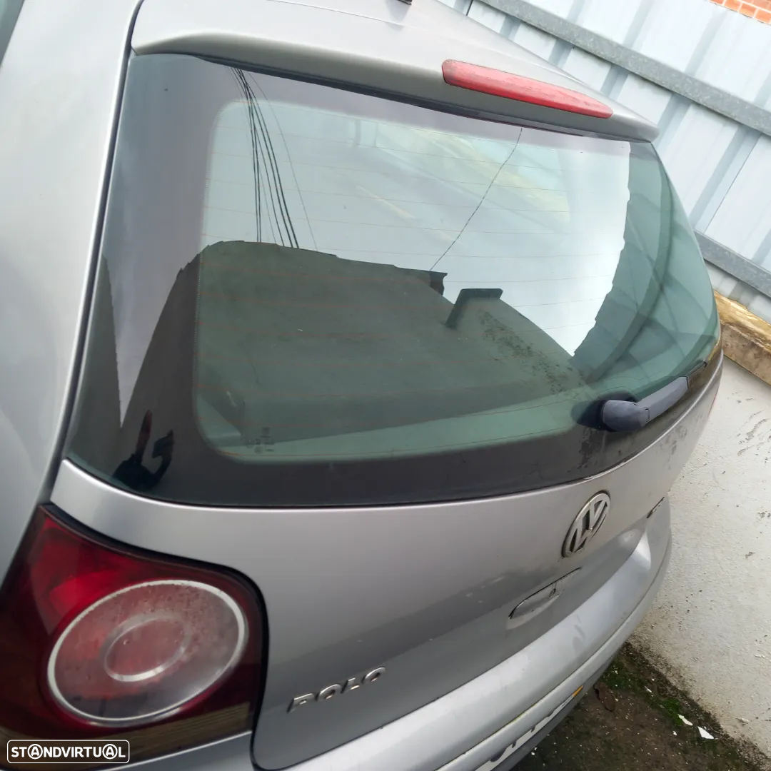 vw polo 9n  9n2 para pecas ( ja nao tenho a frente ) - 7