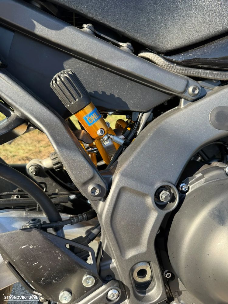 Yamaha MT-09 SP    ( Com  Akrapovic ) - 2