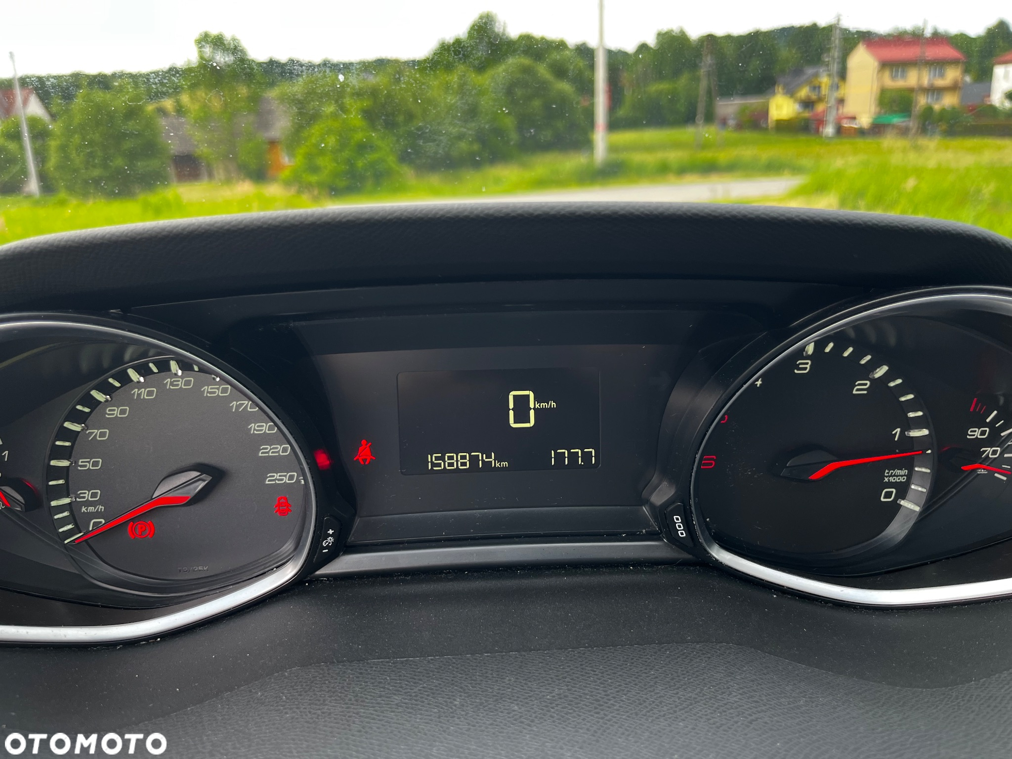 Peugeot 308 BlueHDi 130 Allure - 25