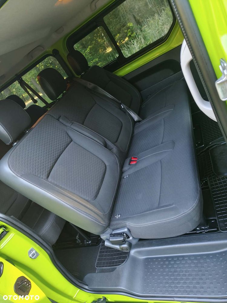 Opel Vivaro - 19