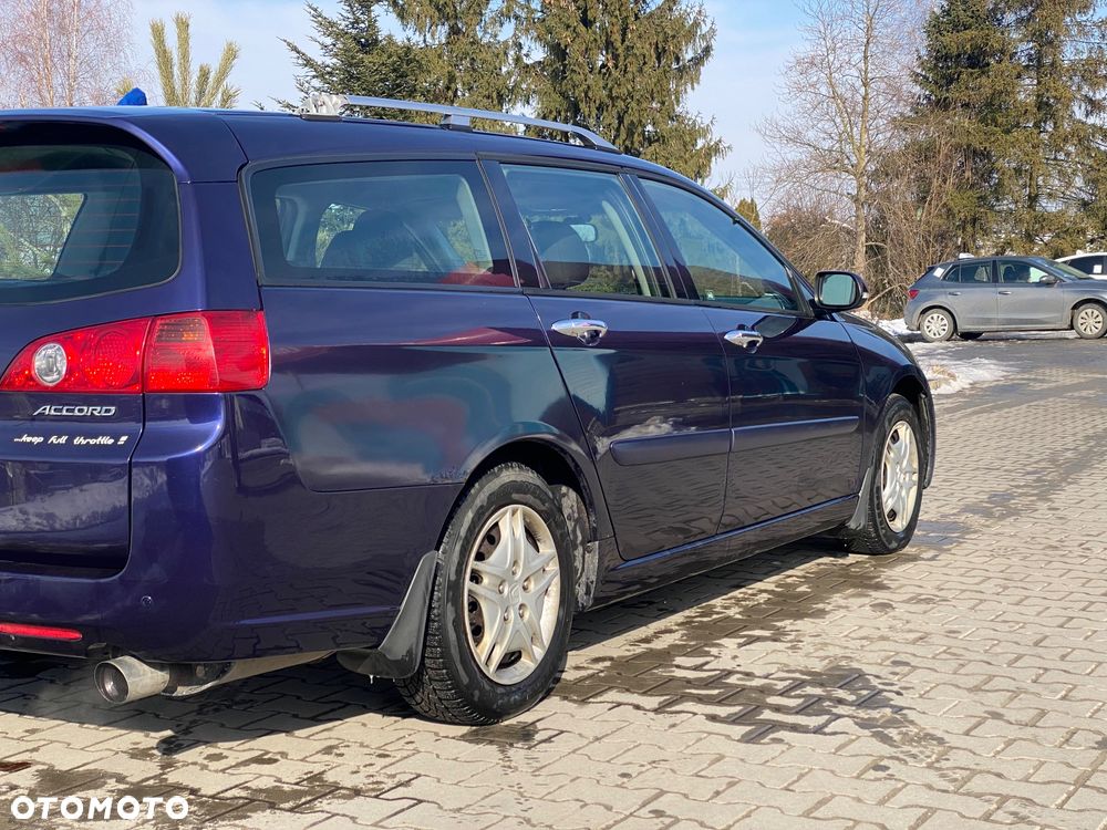 Honda Accord 2.0 Executive - 9