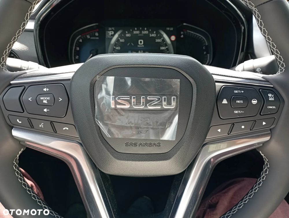 Isuzu D-Max 1.9 DC LSX - 14