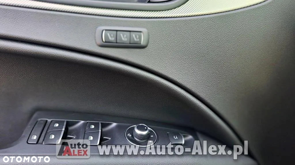 Alfa Romeo Stelvio 2.0 Turbo Sprint Q4 - 16