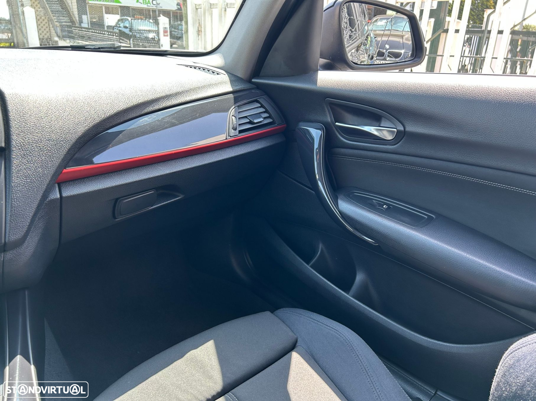 BMW 118 dA Line Sport - 16