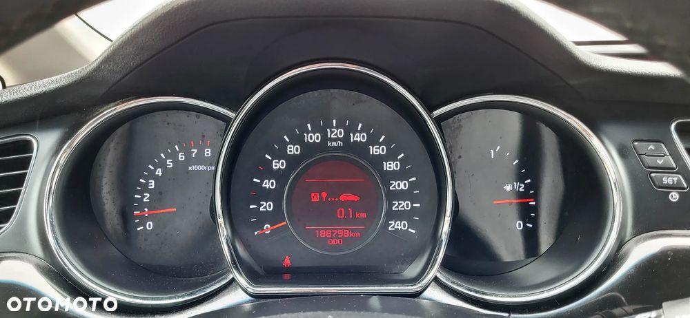 Kia Ceed 1.6 GDI ISG Spirit - 25