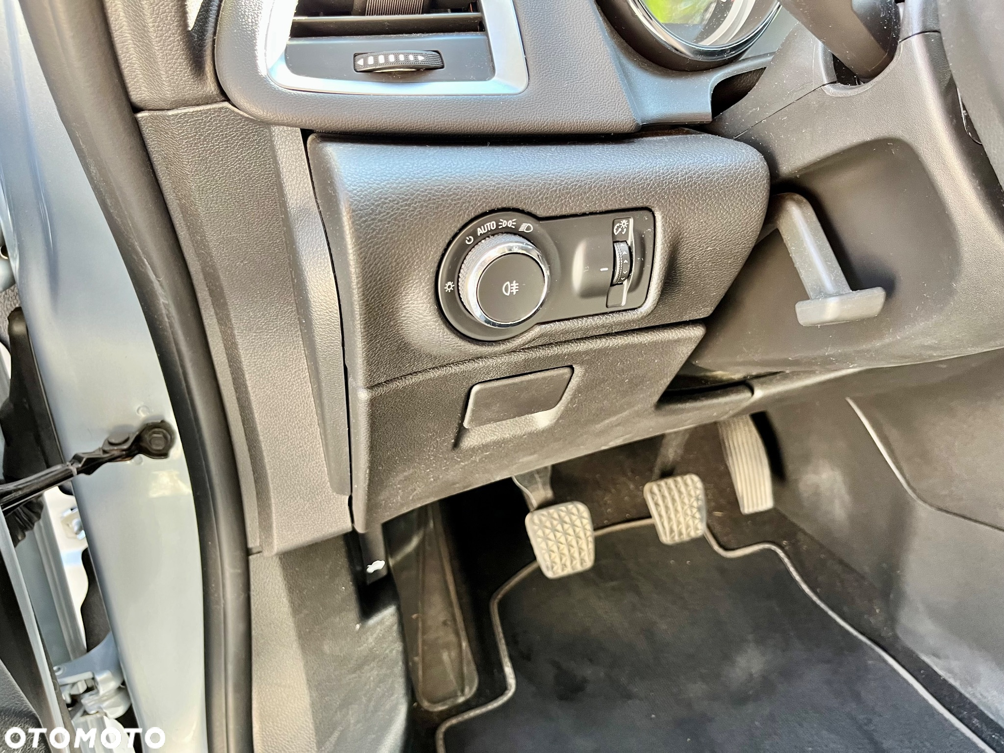 Opel Astra IV 1.4 T Sport - 28