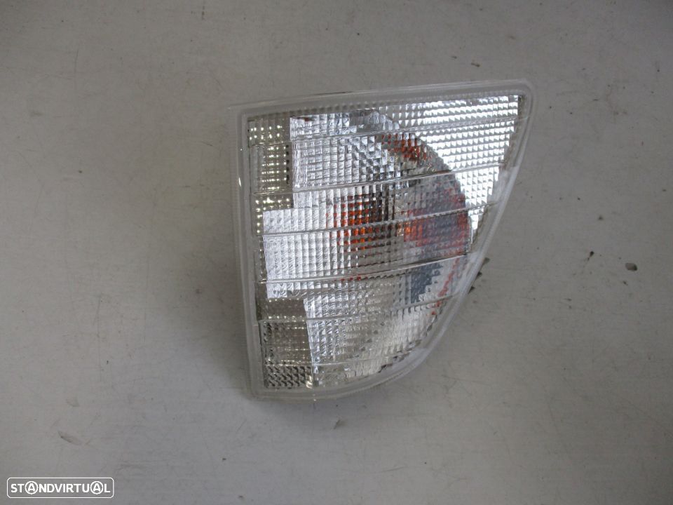 Farolim Pisca Mercedes Sprinter Esquerdo Direito (novo) 1995 a 2000 - 1