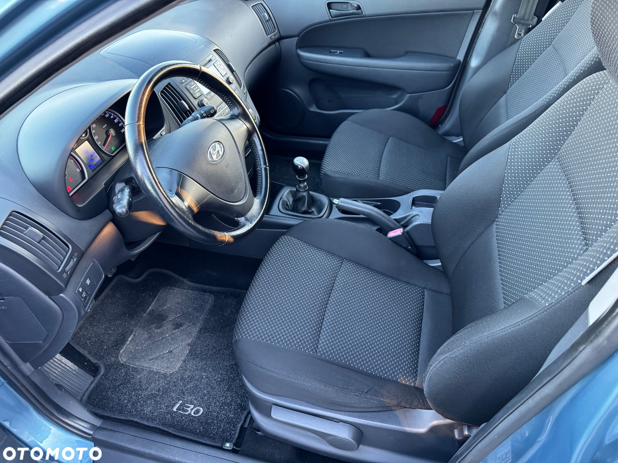 Hyundai i30 1.4 Comfort World Cup - 11