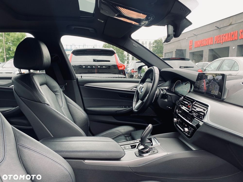 BMW Seria 5 540d xDrive M Sport sport - 9
