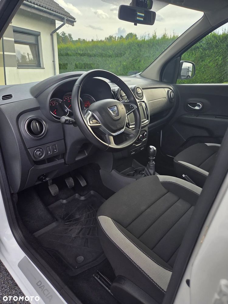 Dacia Lodgy 1.5 Blue dCi Stepway Comfort S&S - 13