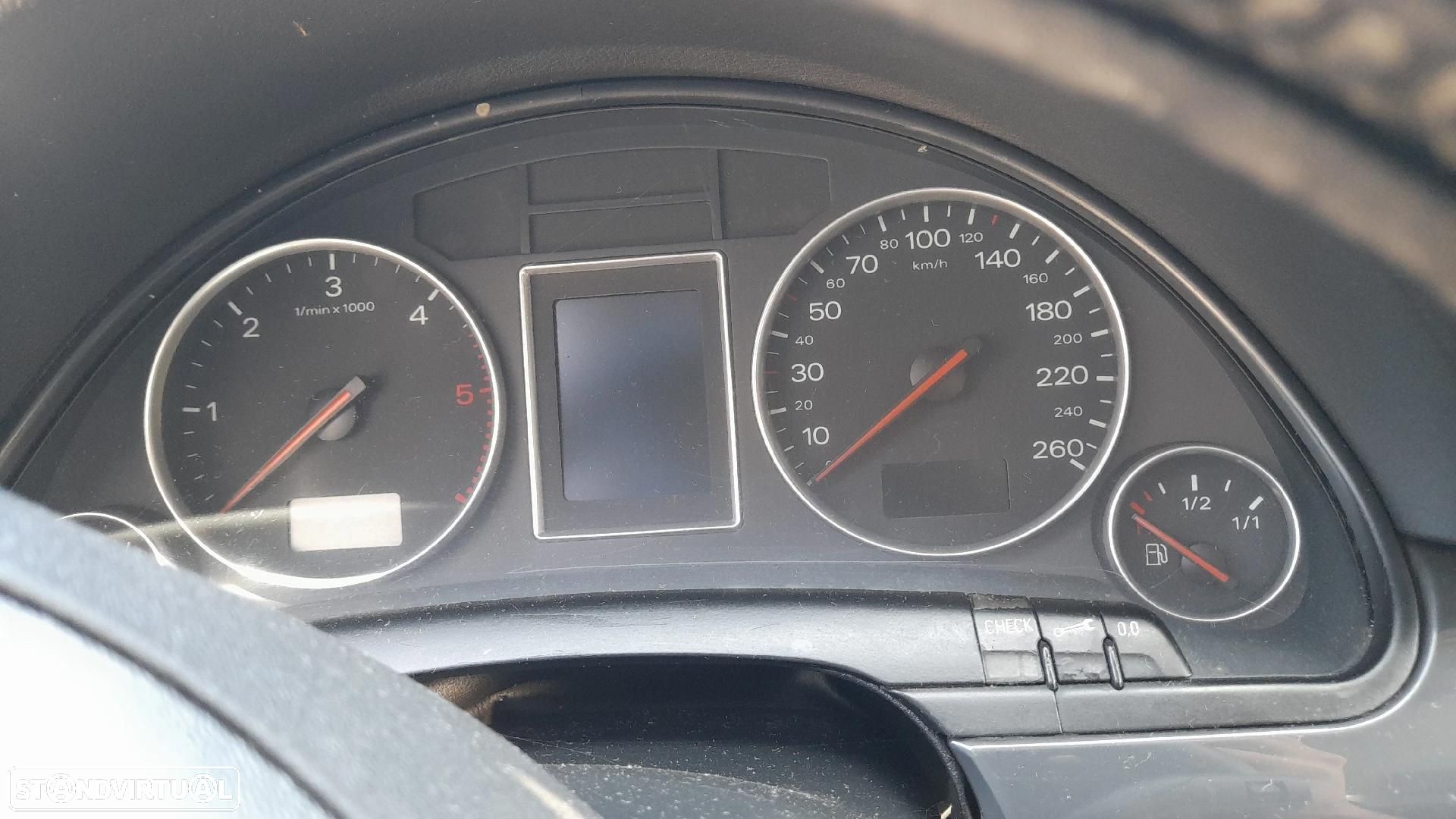 Quadrante / painel de instrumentos AUDI A4 (8E2, B6) - 1