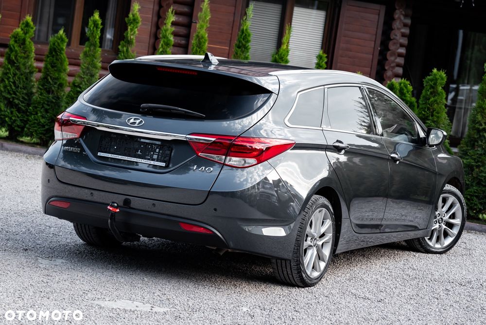 Hyundai i40 Kombi 1.7 CRDi DCT Premium - 12