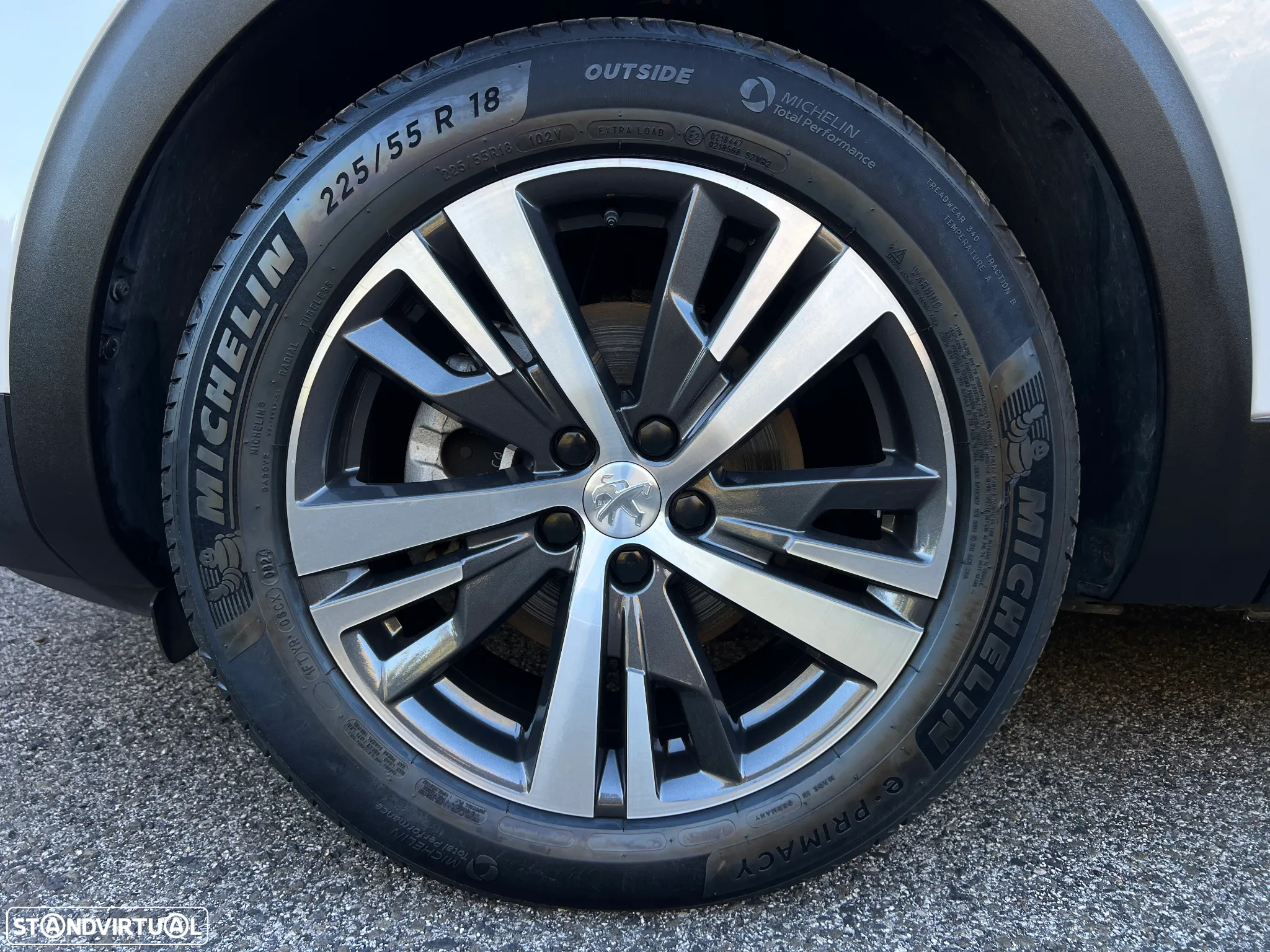 Peugeot 3008 1.2 Hybrid Allure Pack e-DCS6 - 52