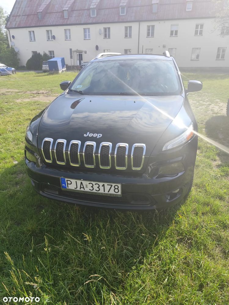 Jeep Cherokee - 17