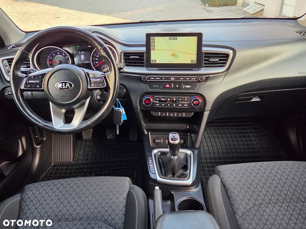 Kia Ceed 1.4 T-GDI OPF Platinum Edition - 9