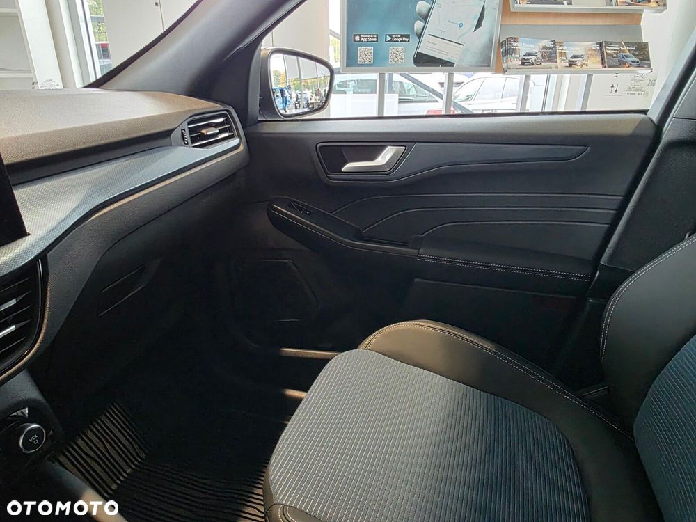 Ford Kuga - 30
