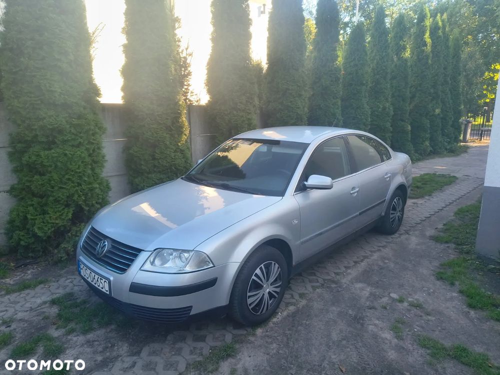 Volkswagen Passat 1.6 Basis - 8