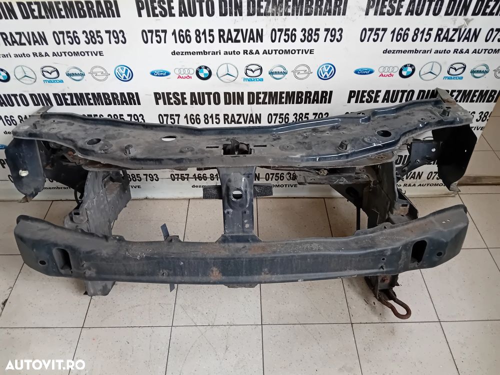 Trager Calandru Fata Dacia Duster 1 Facelift - 3
