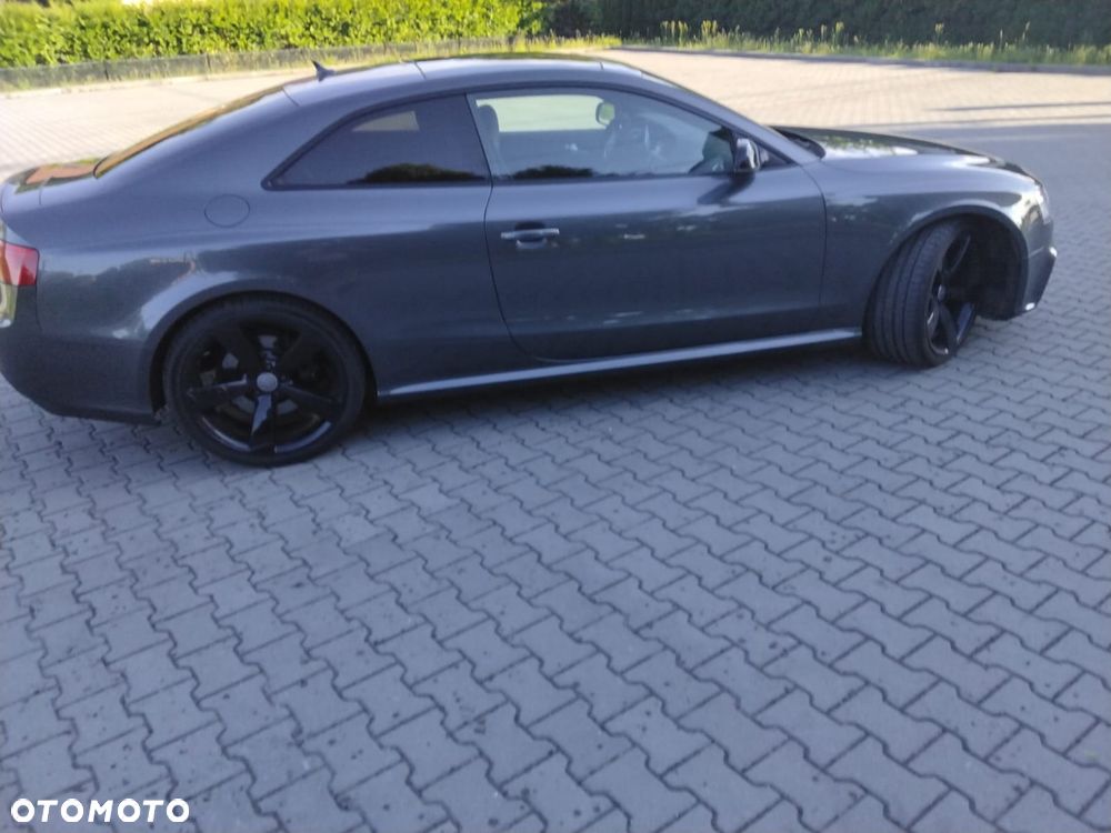 Audi RS5 Coupé Standard - 9
