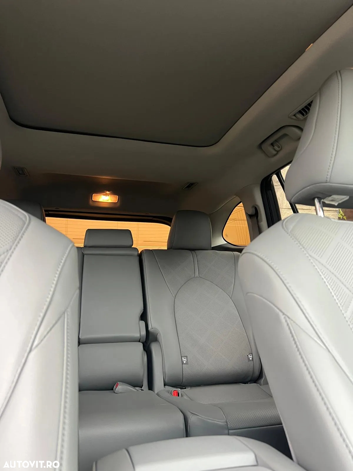 Toyota Highlander 2.5 L Hybrid Dynamic Force 248CP Executive Metallic - 5
