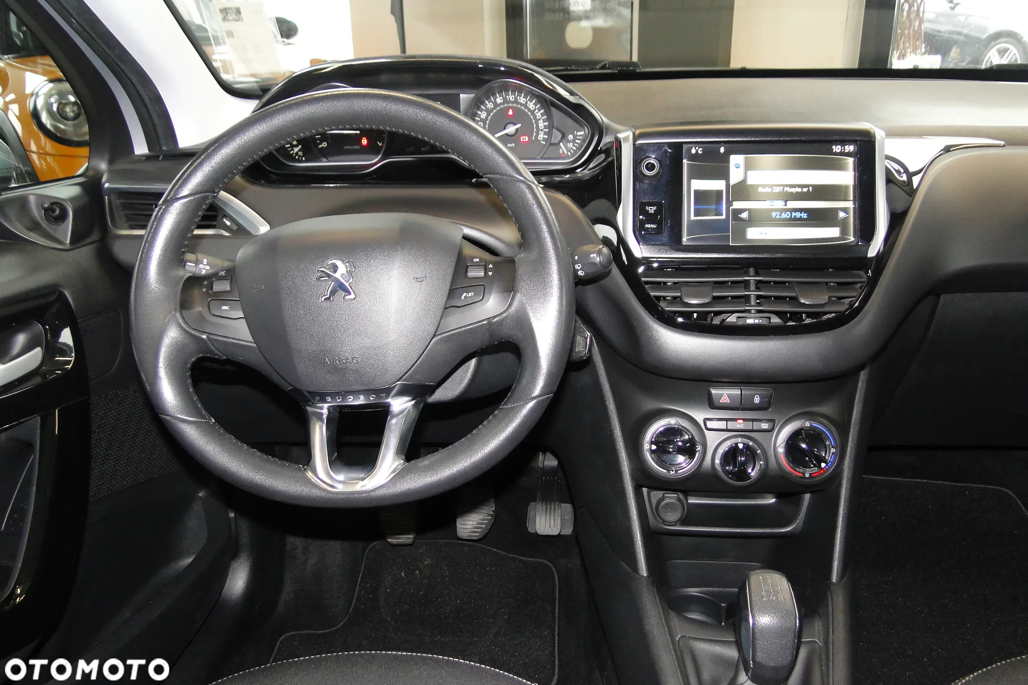 Peugeot 208 PureTech 68 Active - 6