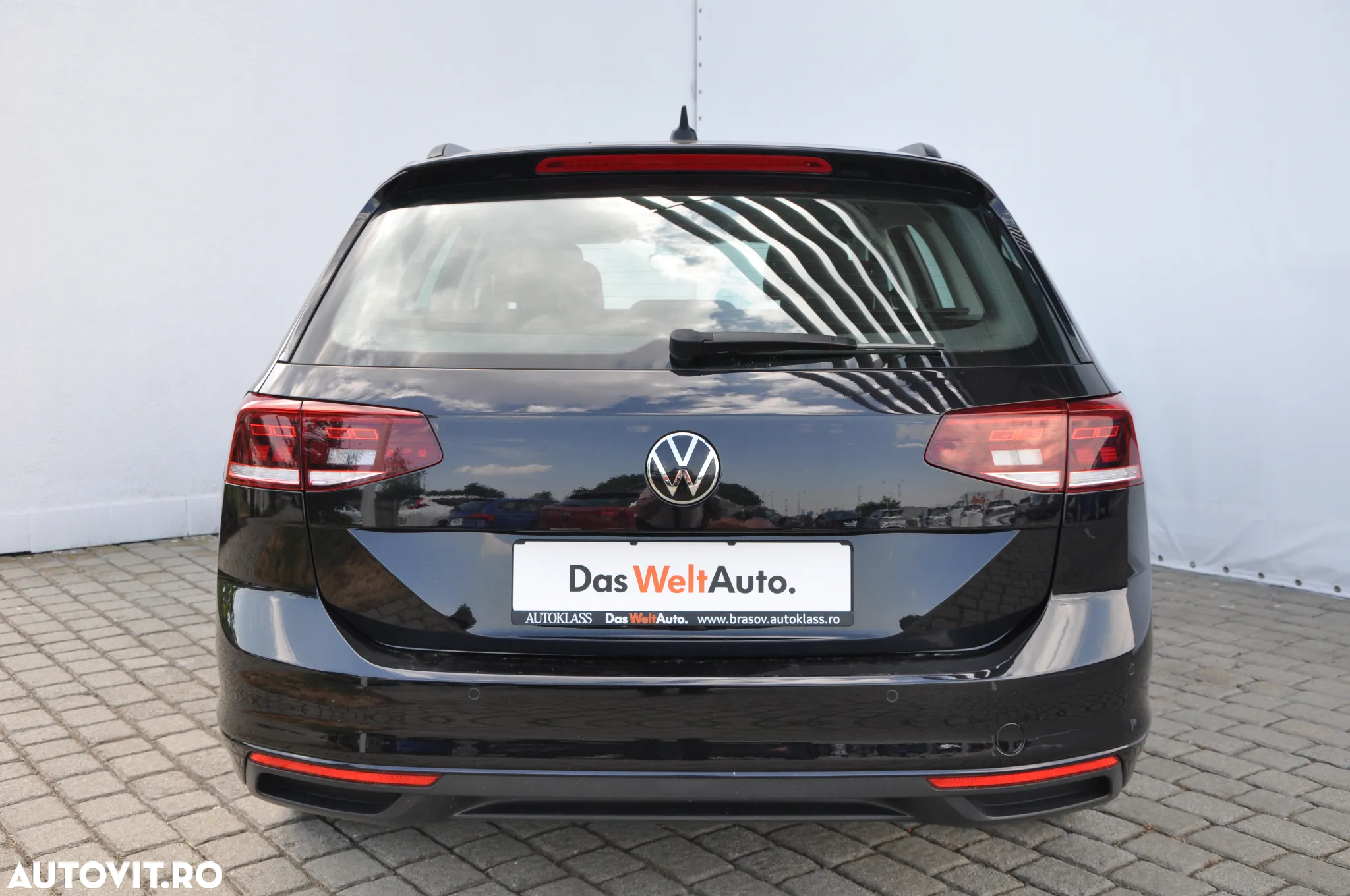 Volkswagen Passat 2.0 TDI DSG Comfortline - 4