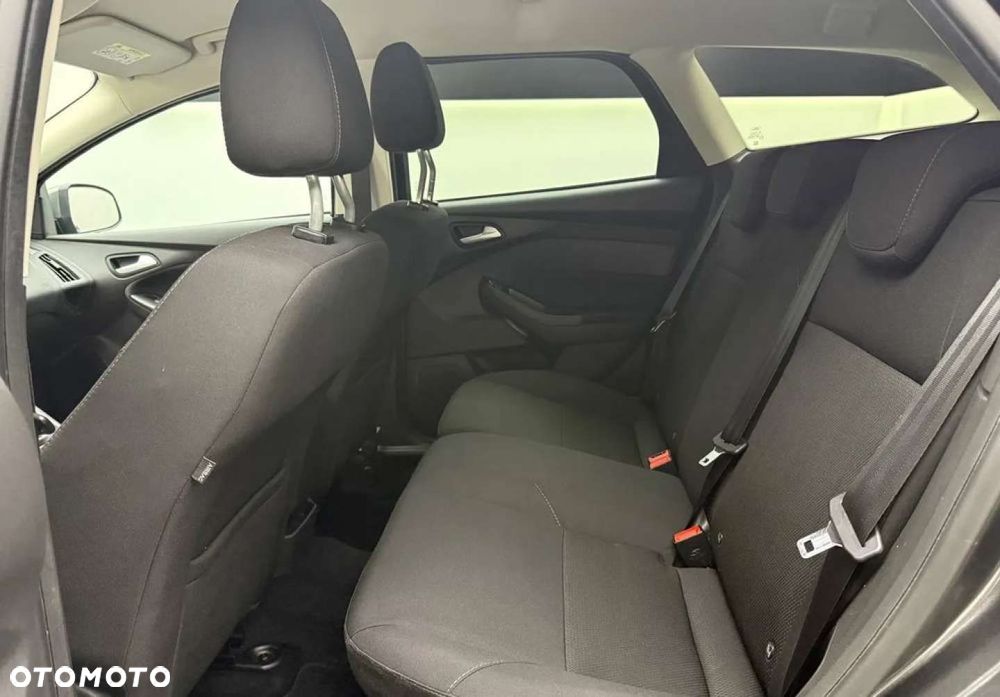 Ford Focus 2.0 TDCi Titanium ASS - 25