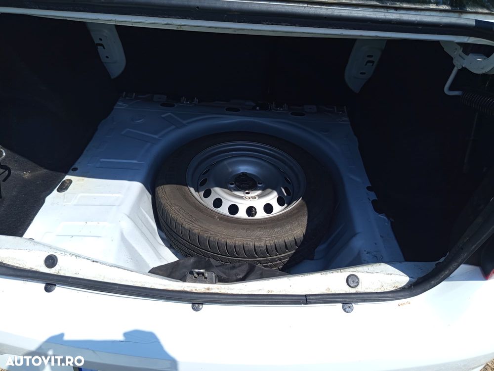 Dacia Logan 1.5 75CP Ambiance - 9