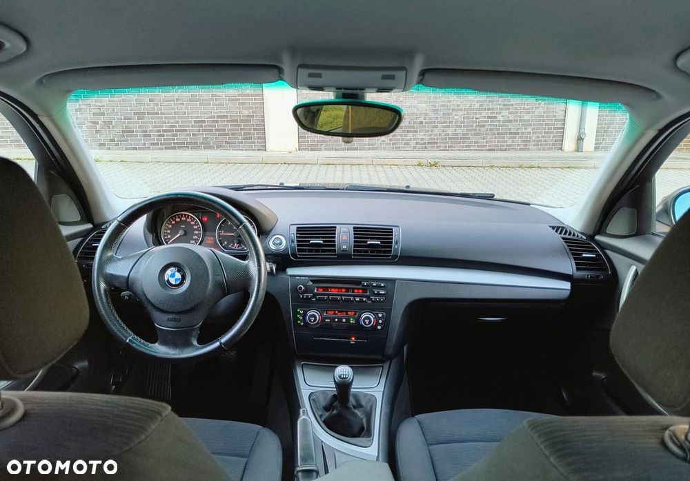 BMW Seria 1 118d - 7