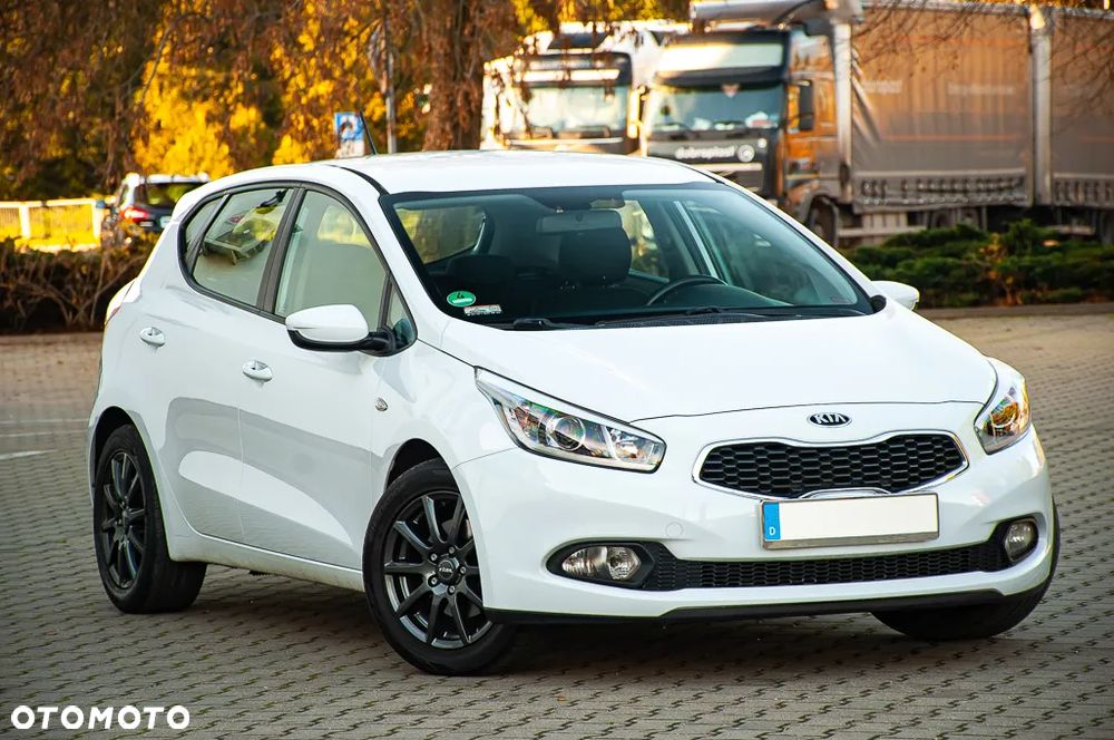 Kia Ceed 1.6 GDI Platinum Edition - 21