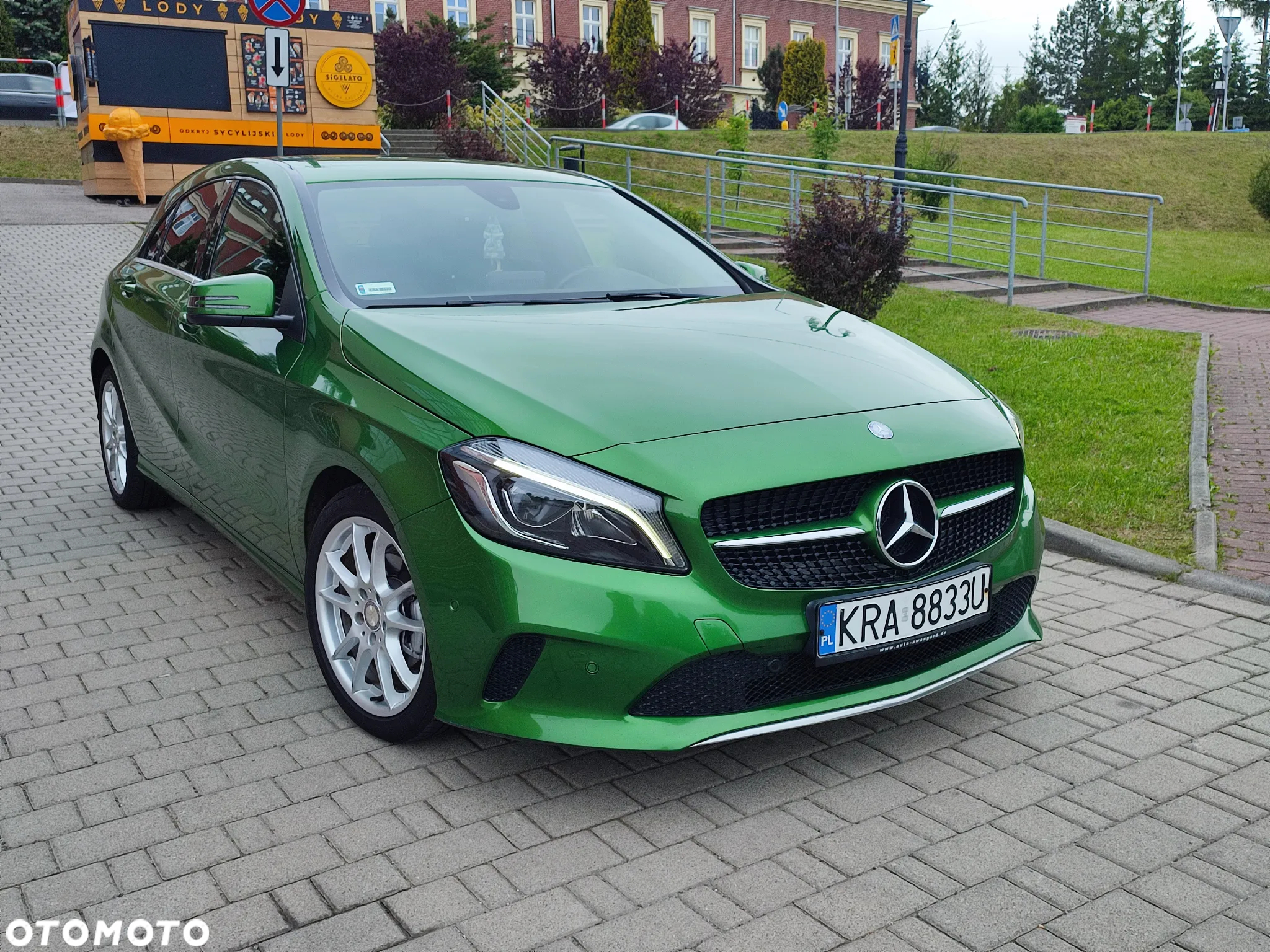 Mercedes-Benz Klasa A 180 CDI BlueEFFICIENCY Edition Style - 2
