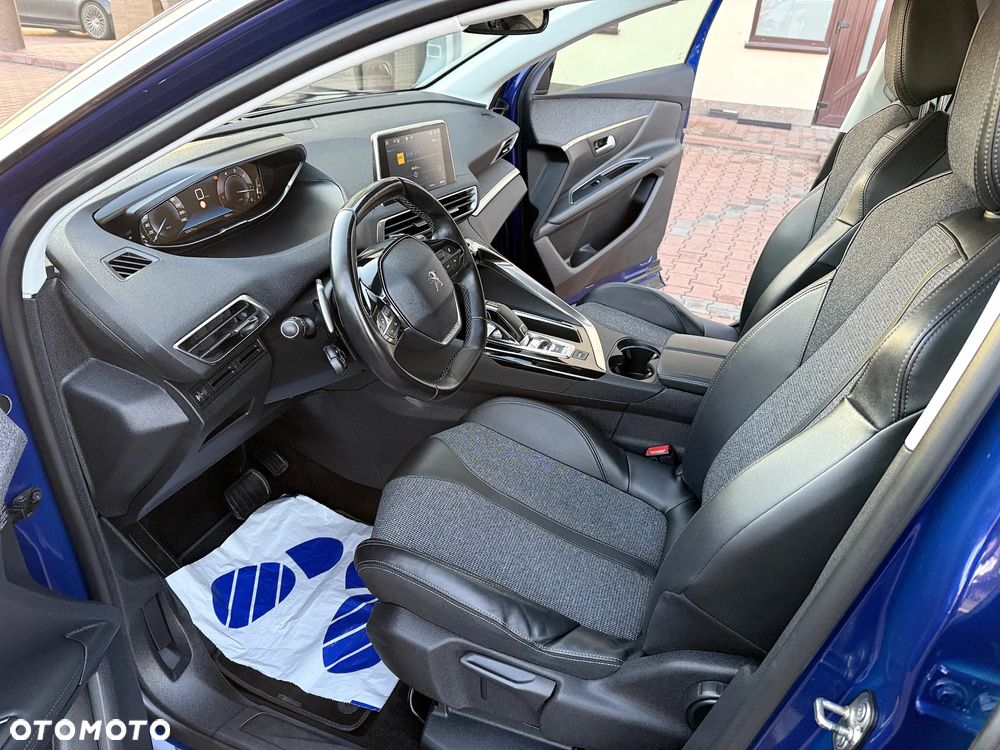 Peugeot 3008 1.5 BlueHDi Allure Pack S&S EAT8 - 10
