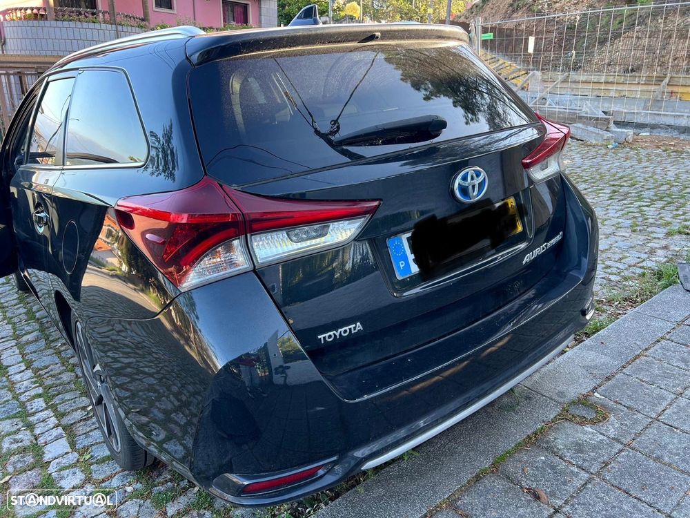 Toyota Auris Touring Sports 1.8 HSD Comfort - 3