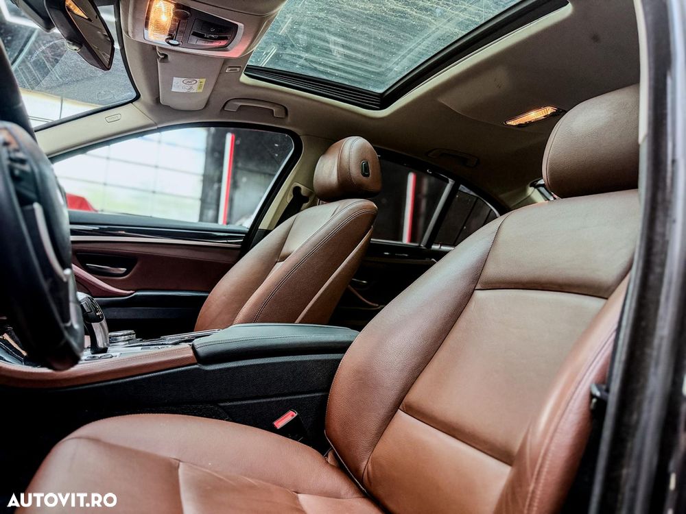 BMW Seria 5 520d Aut. Luxury Line - 22