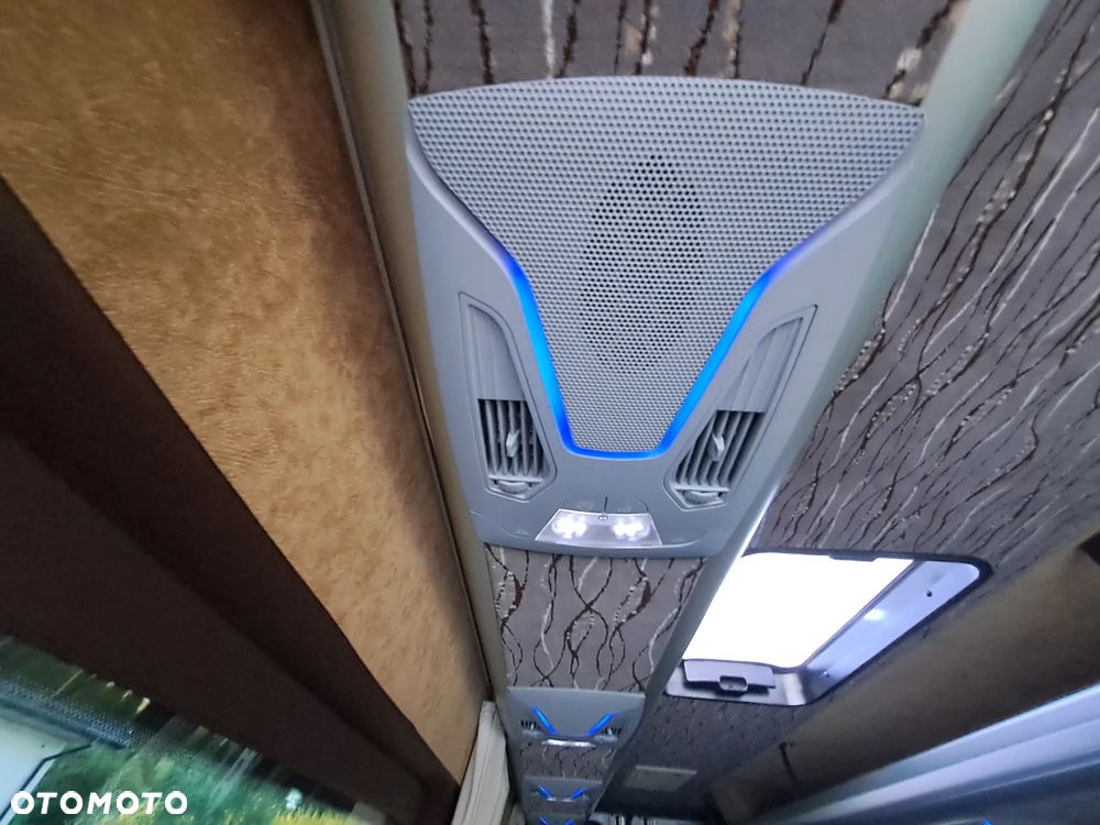 Mercedes-Benz Sprinter 519 3.0 V6 CDI MERCUS - 17