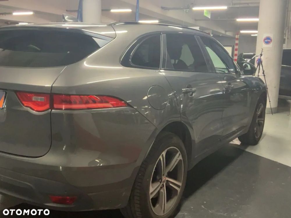 Jaguar F-Pace 2.0 i4D AWD R-Sport - 4