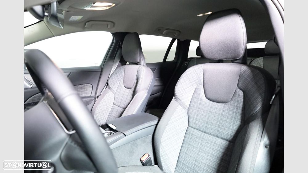 Volvo V60 2.0 T6 AWD TE Core - 18