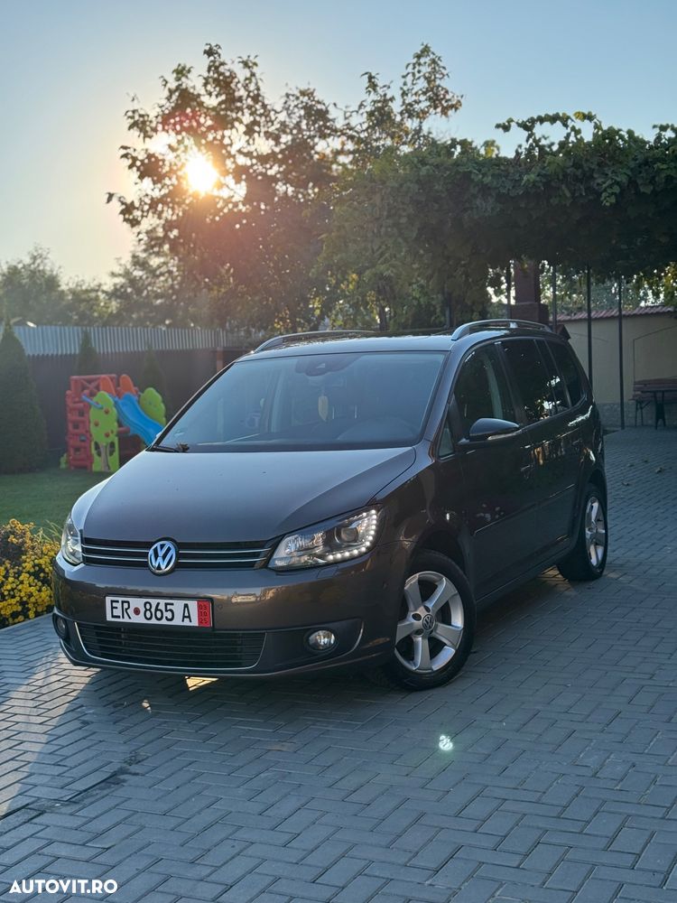 Volkswagen Touran 2.0 TDI Highline - 3