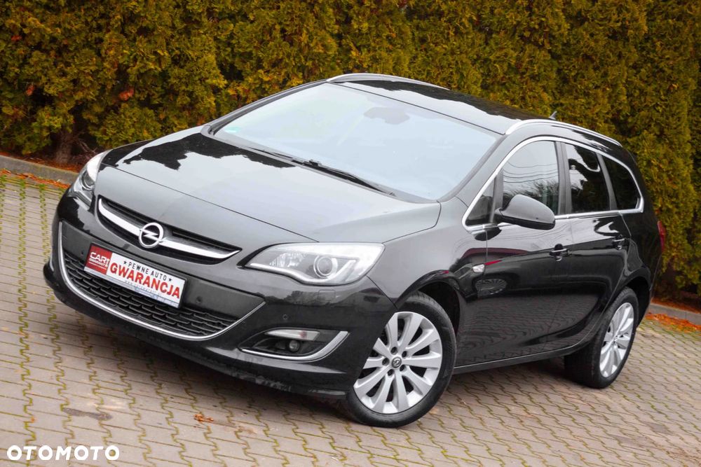 Opel Astra 1.4 T Essentia - 1