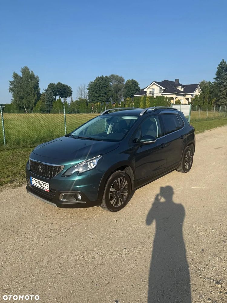 Peugeot 2008 1.2 Pure Tech Allure S&S EAT6 - 1