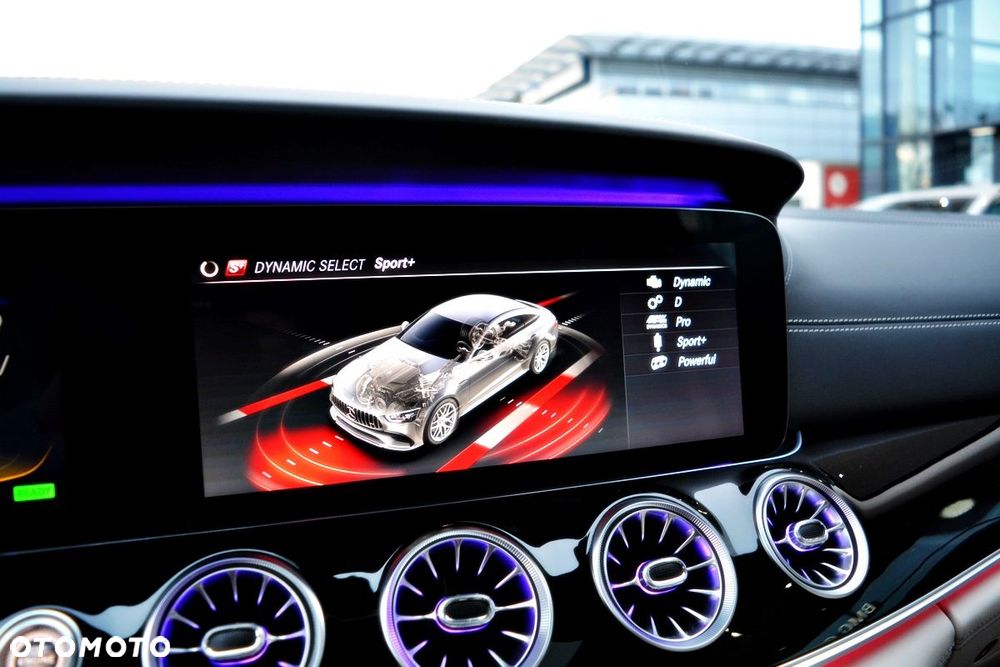 Mercedes-Benz AMG GT 43 4Matic+ Speedshift TCT 9G - 34