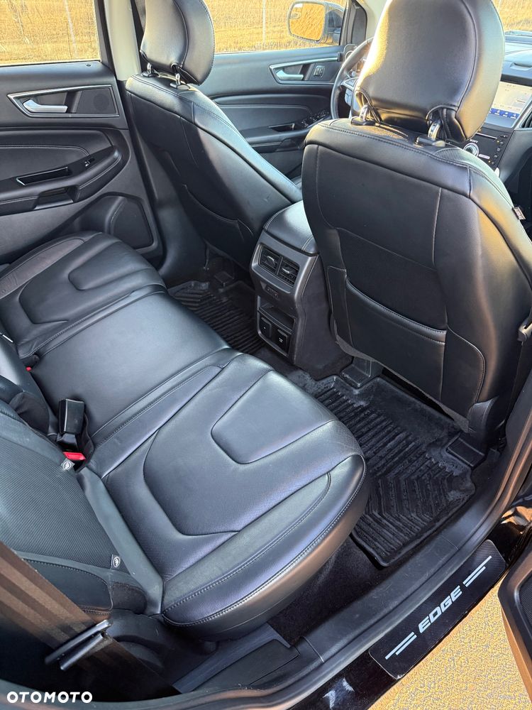 Ford Edge - 10