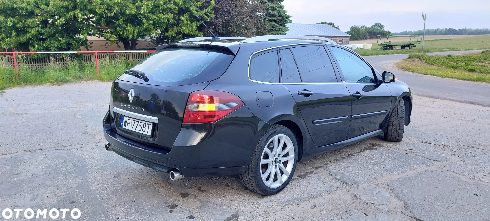 Renault Laguna Grandtour dCi 175 FAP GT - 9